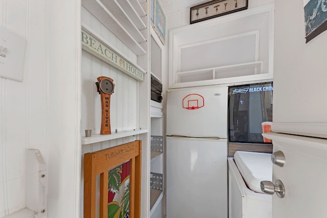 8310 Mentmore Dr, Spring, TX 77379 - kitchen with freestanding refrigerator