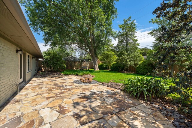 5471 Birdwood Rd, Houston, TX 77096 - view of patio