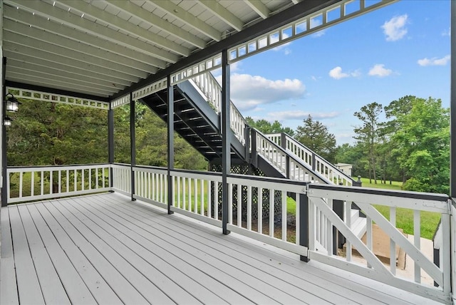 deck with stairs
