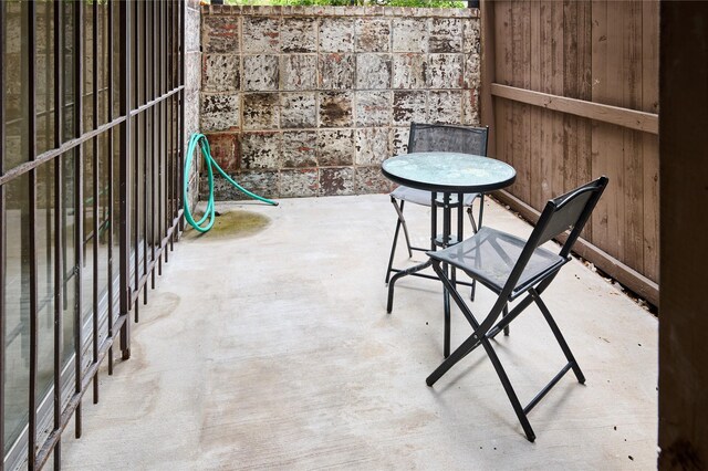 2574 Marilee Ln Unit 1, Houston, TX 77057 - balcony with a patio area