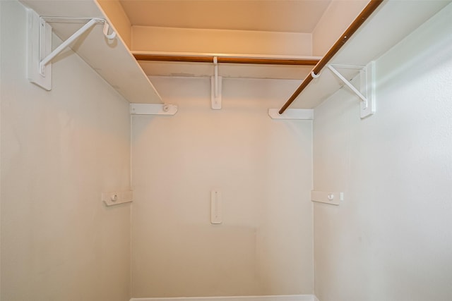 11911 Timpnogos Dr, Tomball, TX 77377 - view of walk in closet