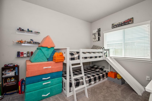 bedroom with carpet flooring