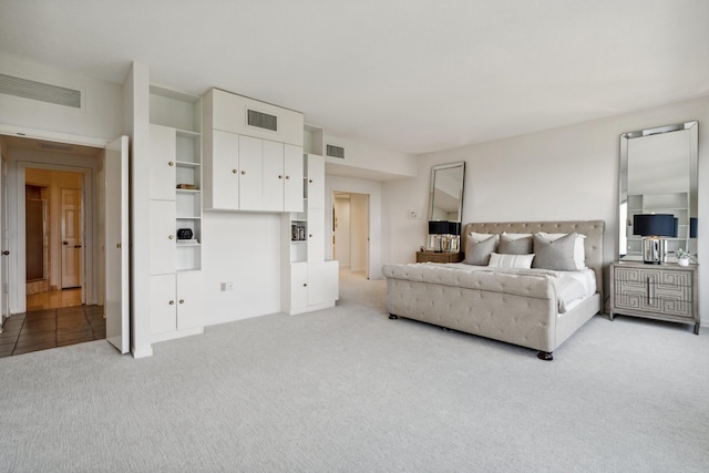 101 Westcott St Unit 1402, Houston, TX 77007 - bedroom with light carpet and a closet