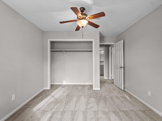 307 Binnacle Way, Crosby, TX 77532 - unfurnished bedroom with carpet floors, baseboards, and a closet