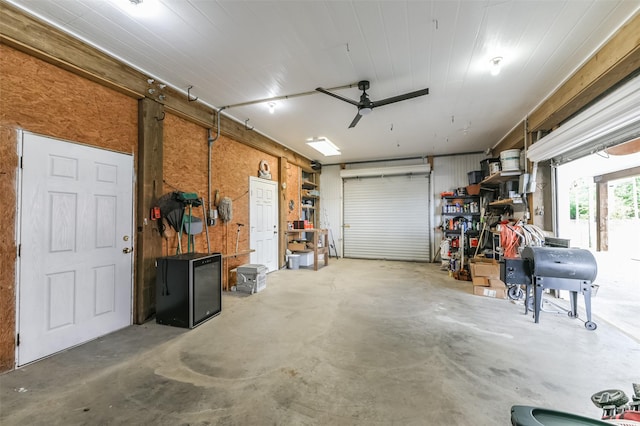 garage with a ceiling fan