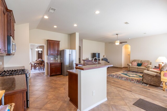 513 Reddingwood Ln, La Marque, TX 77568 - photo 17