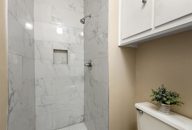 710 Alyse St, Deer Park, TX 77536 - full bathroom featuring toilet and tiled shower