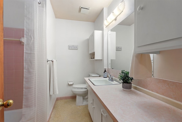 710 Alyse St, Deer Park, TX 77536 - bathroom with baseboards, visible vents, toilet, and vanity