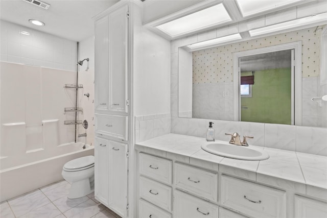 1114 Helen Dowdy Prt, Bolivar, TX 77650 - full bath featuring toilet, vanity, and washtub / shower combination