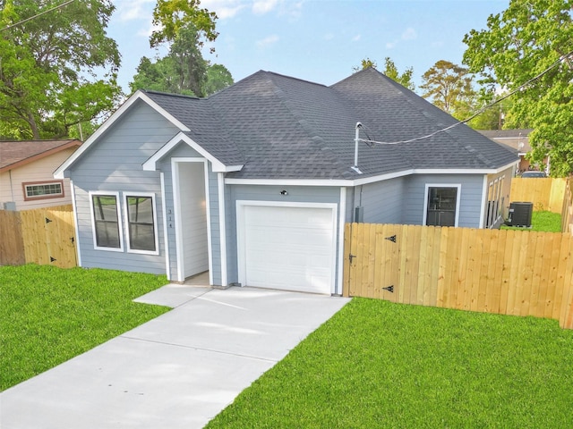 single story home featuring cooling unit, roof with shingles, fence, a front lawn, and a garage