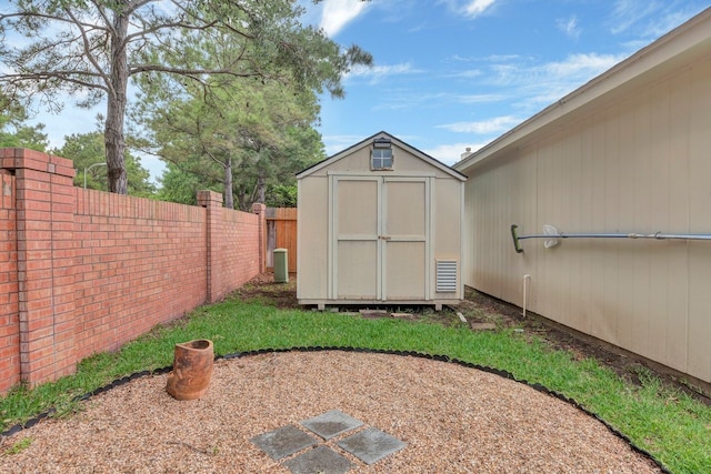 4526 Ambrosia Springs Ln, Katy, TX 77494 - view of fenced backyard