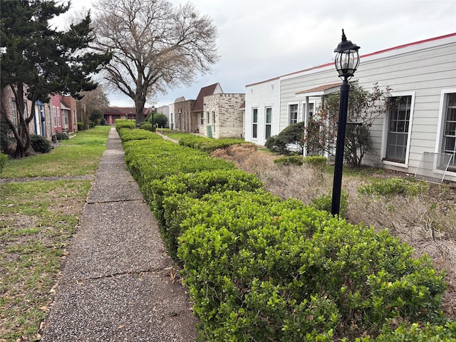 7850 Leonora St, Houston, TX 77061 - exterior space with a residential view