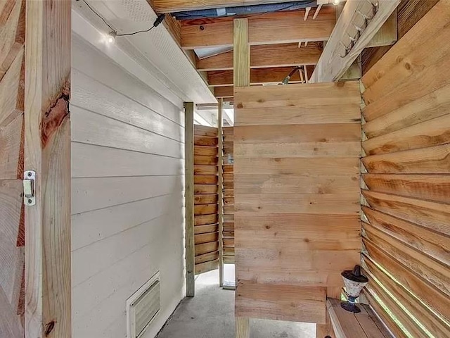 4006 Reeves Dr, Galveston, TX 77554 - detailed view of wood walls