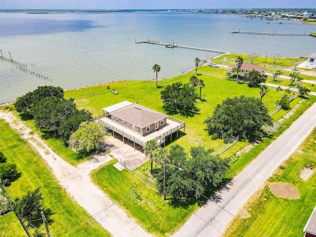 1102 15th St, San Leon, TX 77539 - bird's eye view featuring a water view