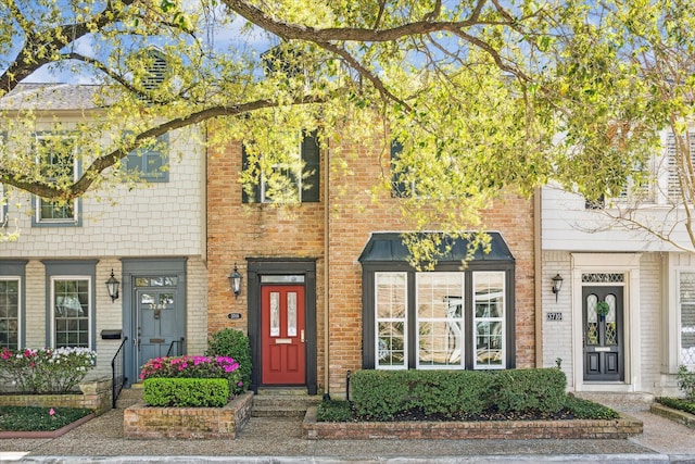 3708 Lake St, Houston, TX 77098 - townhome / multi-family property featuring brick siding