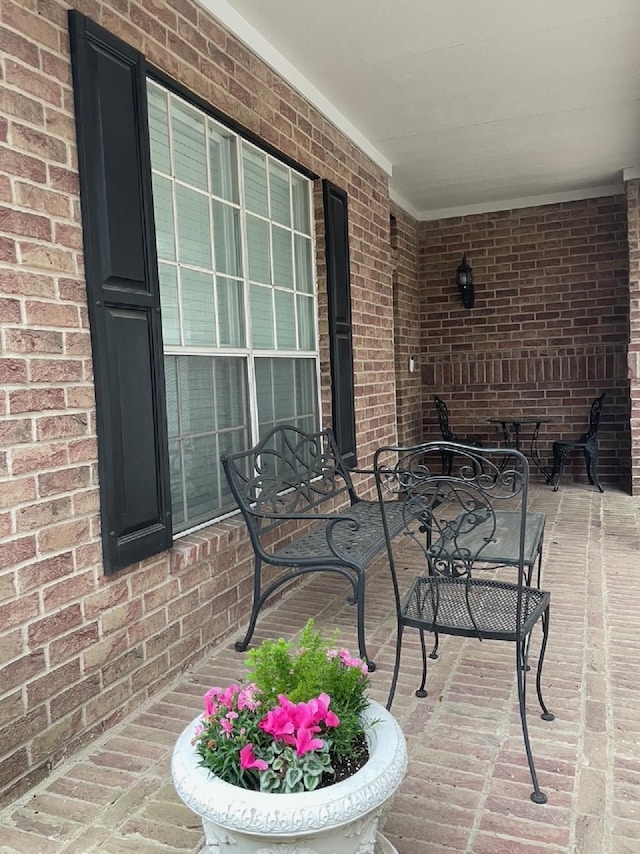 1615 Lakeside Enclave Dr, Houston, TX 77077 - view of patio / terrace