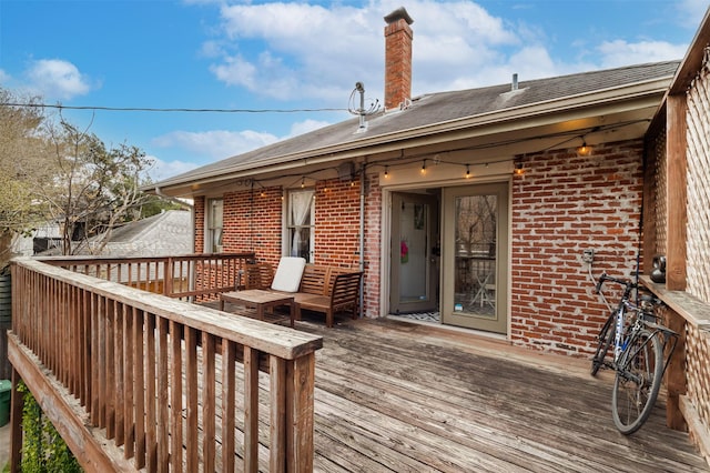 528 Hawthorne St, Houston, TX 77006 - view of wooden terrace