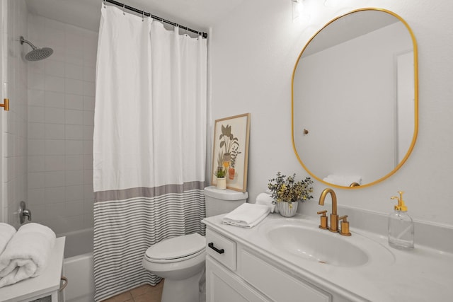 3631 Belmont Shore Ln, Missouri City, TX 77459 - full bath with toilet, vanity, tile patterned flooring, and shower / bath combo