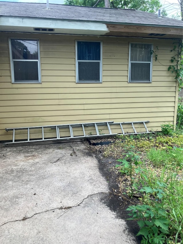 view of side of home