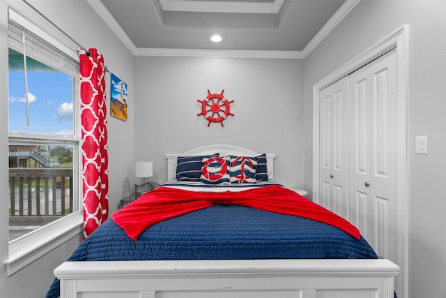 886 Sandollar, Crystal Beach, TX 77650 - bedroom featuring recessed lighting, ornamental molding, and a closet