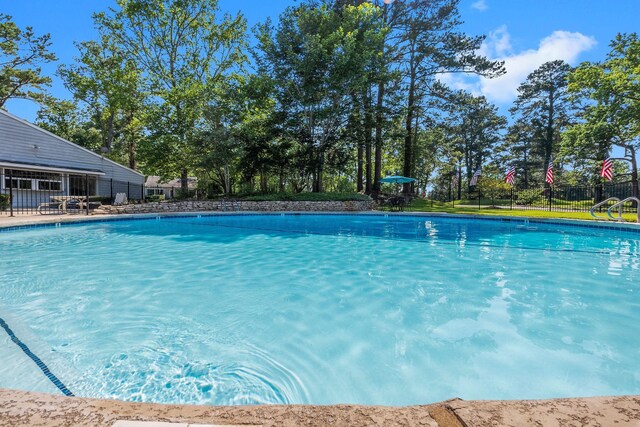 52 S Royale Greens Dr, Coldspring, TX 77331