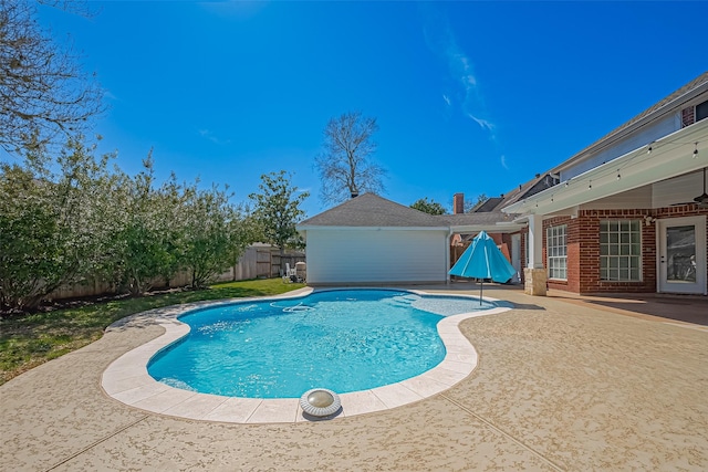 1510 Pecan Trace Ct, Sugar Land, TX 77479 - view of pool featuring a patio, a fenced backyard, and a fenced in pool