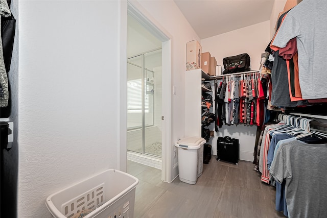 8820 Ashbloom Ln, Houston, TX 77080 - view of spacious closet