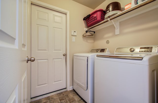 10255 Scenic Vista Dr, Humble, TX 77396 - clothes washing area with independent washer and dryer and laundry area