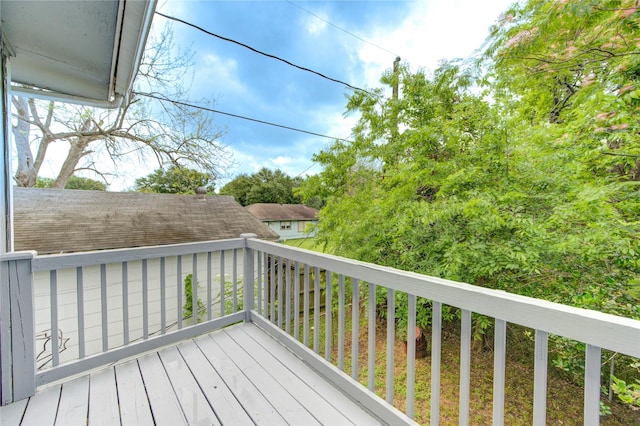 112 Begonia Ln, Highlands, TX 77562 - view of deck