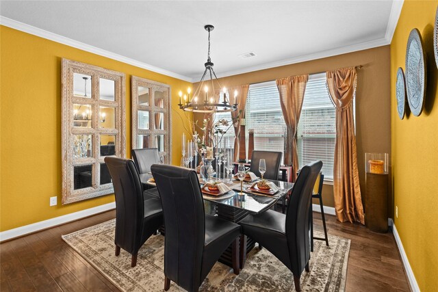1509 Preserve Ln, Houston, TX 77089 - dining room with a chandelier, baseboards, wood finished floors, and ornamental molding