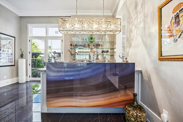 3851 Chevy Chase Dr, Houston, TX 77019 - interior space featuring wet bar