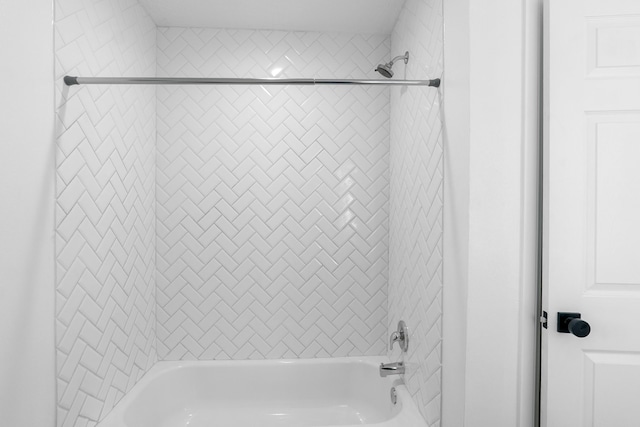 bathroom featuring shower / bathtub combination