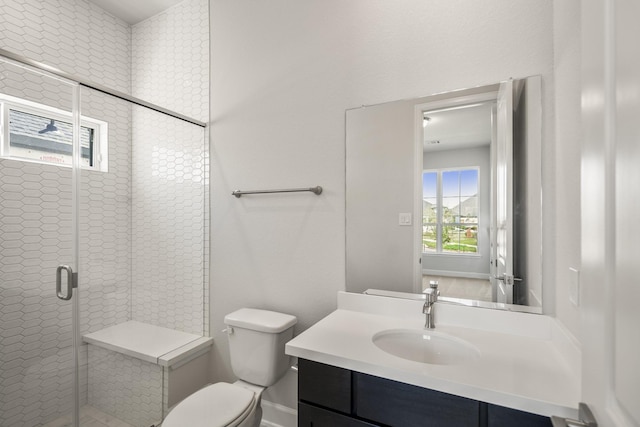 9722 Leafgate Ct, Missouri City, TX 77459 - full bath featuring toilet, vanity, and a shower stall