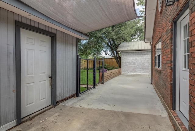 9010 Carousel Ln, Houston, TX 77080 - view of patio / terrace