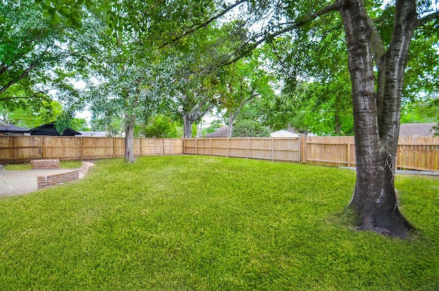 6107 Kuldell Dr, Houston, TX 77074 - view of fenced backyard