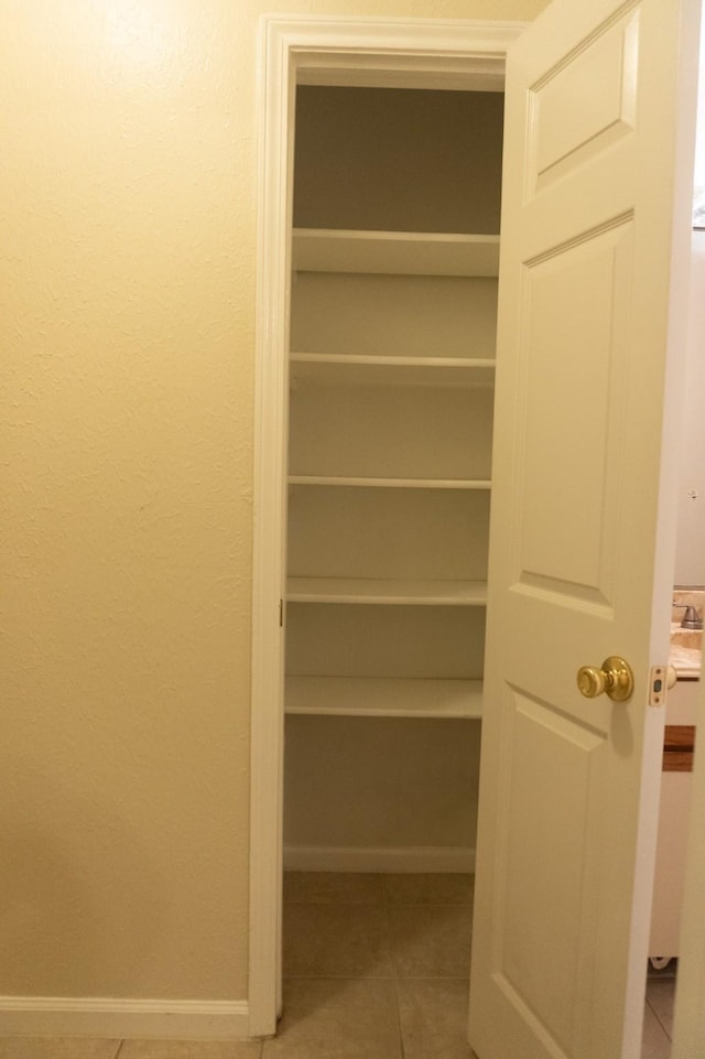 1527 Carbonear Dr, Channelview, TX 77530 - view of closet