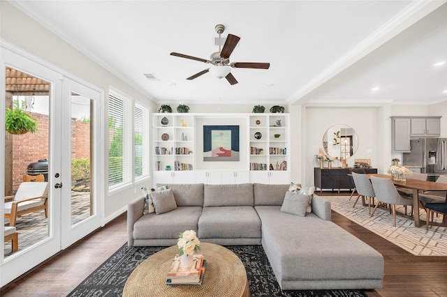 1705 Red Oak Point Dr, Houston, TX 77055 - living area featuring ceiling fan, wood finished floors, crown molding, and recessed lighting