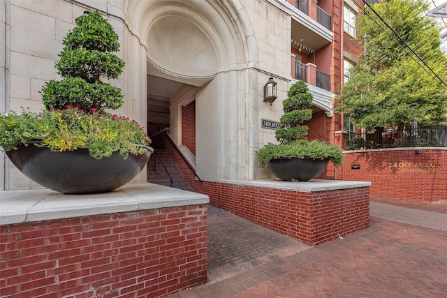 2400 Mccue Rd Unit 260, Houston, TX 77056 - view of exterior entry with brick siding