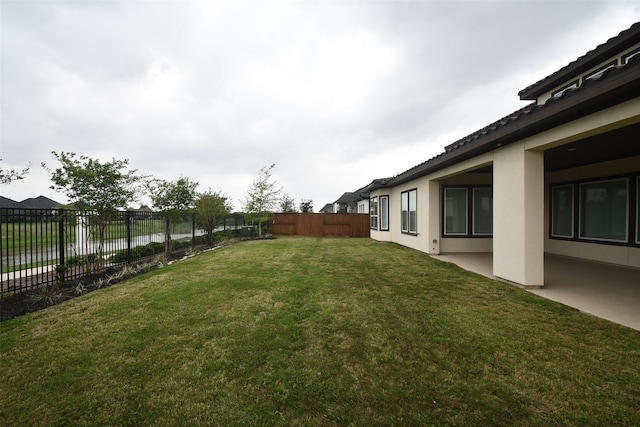 6939 Shoreline View Dr, Katy, TX 77493 - view of yard with fence