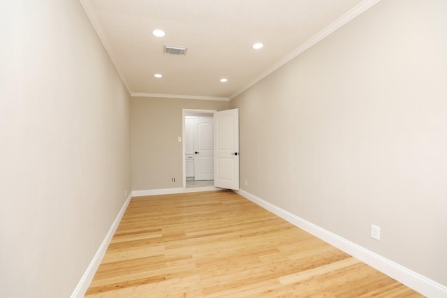 5714 Nina Lee Ln, Houston, TX 77092 - spare room with recessed lighting, light wood-style floors, baseboards, and crown molding