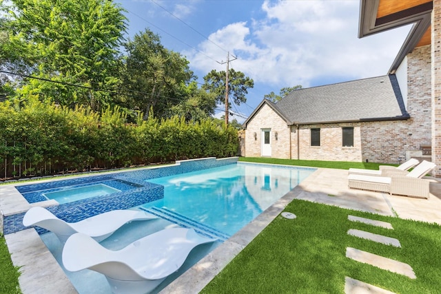 13927 Perthshire Rd, Houston, TX 77079 - view of pool with a patio area and a pool with connected hot tub