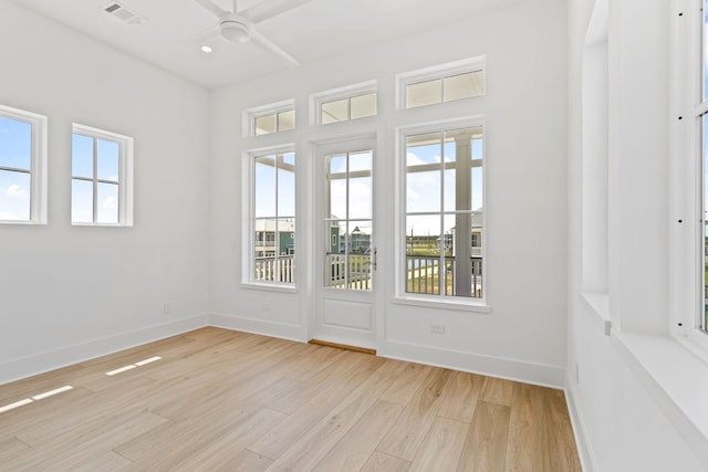 11365 Beachside Dr, Galveston, TX 77554 - spare room featuring light wood-style flooring, baseboards, ceiling fan, and recessed lighting