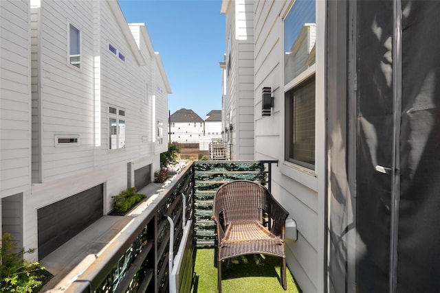1023 Roberts St, Houston, TX 77003 - view of balcony