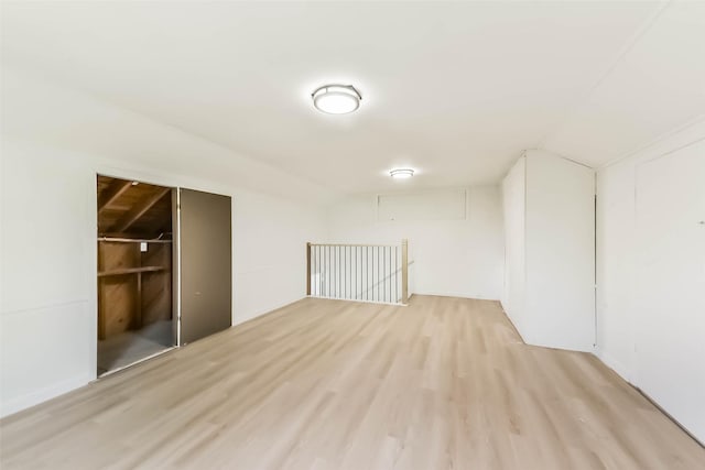 22 13th Ave N, Texas City, TX 77590 - spare room featuring light wood-style floors