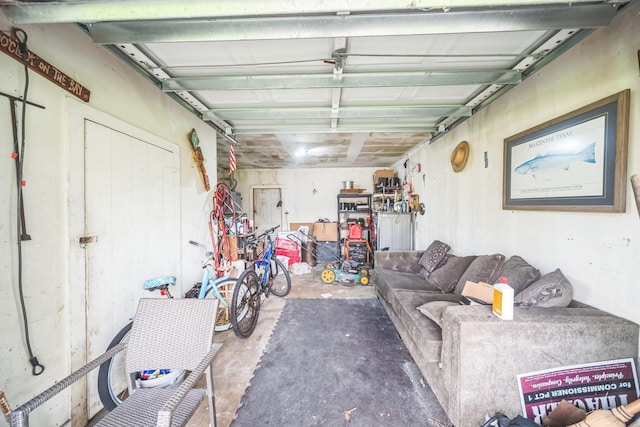116 Chestnut St, Lake Jackson, TX 77566 - view of garage