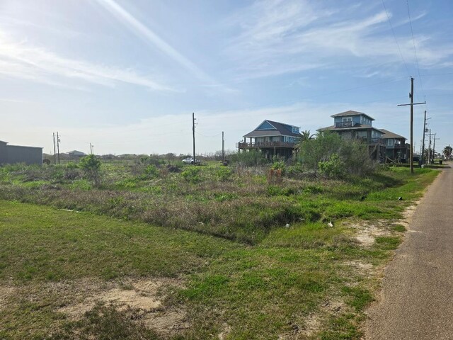 889 Sea Spray Dr, Crystal Beach, TX 77650 - photo 5