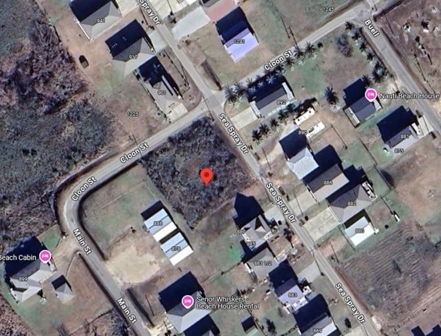 889 Sea Spray Dr, Crystal Beach, TX 77650 - photo 1