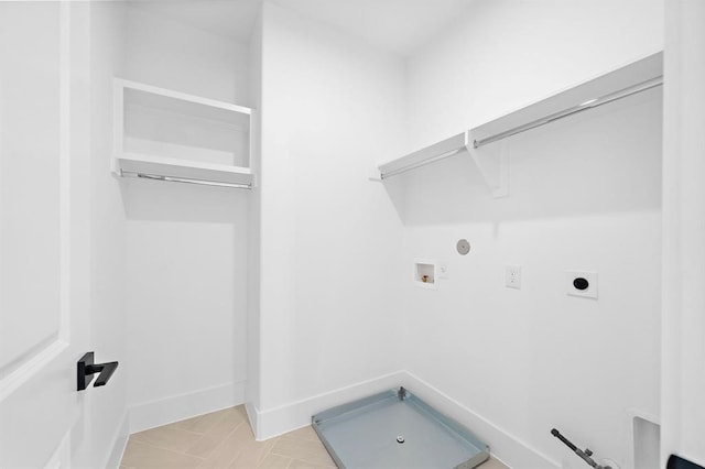 1430 Nashua St, Houston, TX 77008 - washroom featuring laundry area, hookup for a washing machine, gas dryer hookup, baseboards, and electric dryer hookup