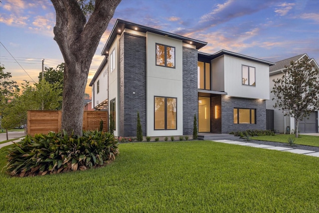 1550 Gardenia Dr, Houston, TX 77018 - modern home with brick siding