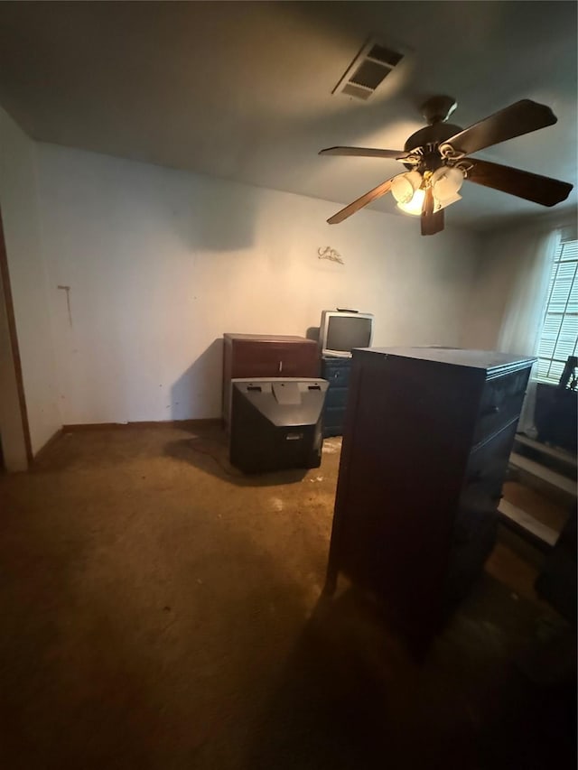 4300 Weaver Rd, Houston, TX 77016 - office space featuring visible vents, carpet flooring, and ceiling fan